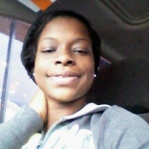Meet your Posher, Lakeisha
