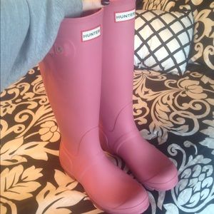 Perfect condition just doesn't fit my calves