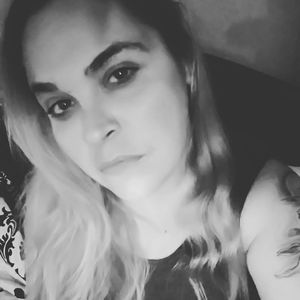 Meet your Posher, Monique