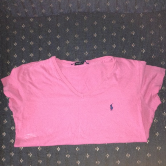 Cute Ralph Lauren vneck top !