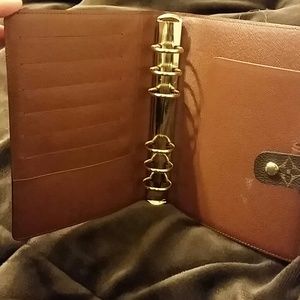 Additional photos there is a light spot