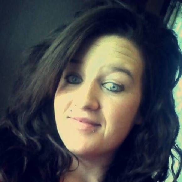 Meet your Posher, Taya - Picture 1 of 1