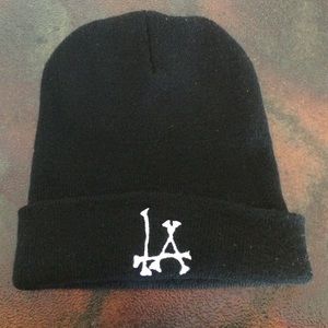 Brandy Melville "LA" beanie Brandy Melville "LA" beanie
