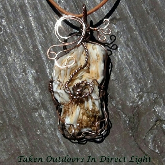 ☆☆●SOLD●☆☆  Delicate Vanadinite Crystal Necklace