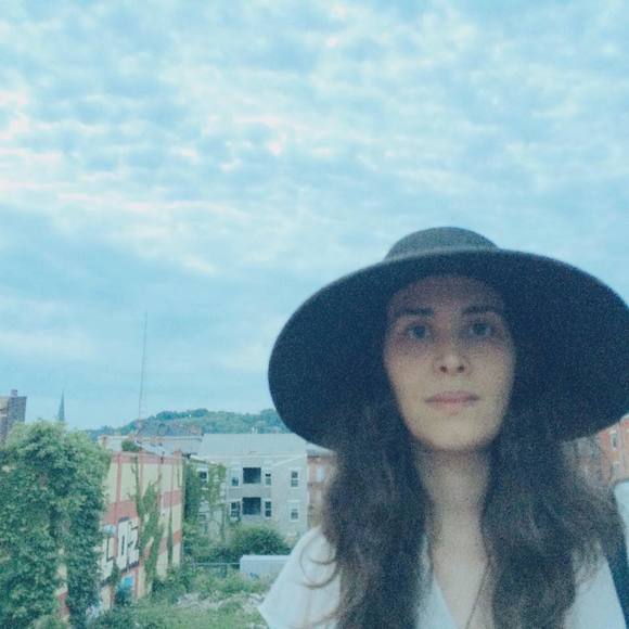 Meet your Posher, Libby