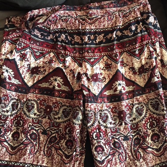 Loose pants