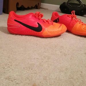 Nike coral indoor soccer shoes