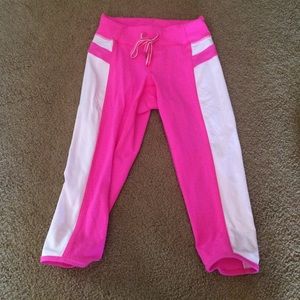 Pink Lulu Lemon calf height leggings