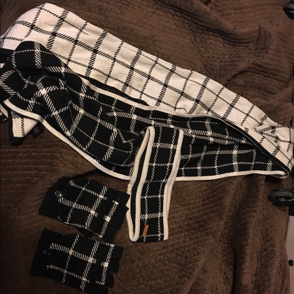 Coach scarf, gloves, and ear warmer set
