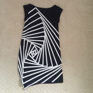 TIGHT BLACK & WHITE BCBG DRESS