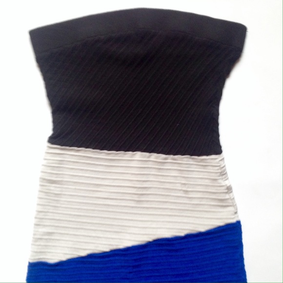 Color Block Strapless Dress - Picture 2 of 4
