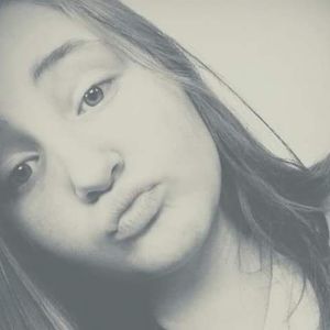 Meet your Posher, Leigha