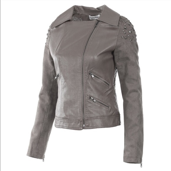 LAST ONE‼️Gray studded faux  suede&leather - Picture 6 of 7