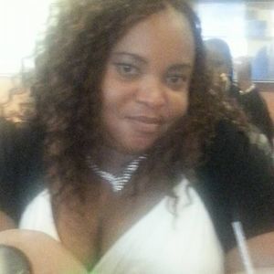 Meet your Posher, Sherly