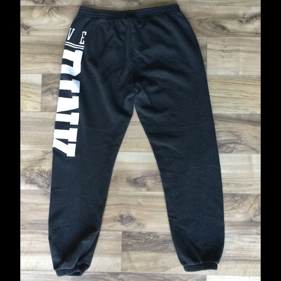 ❌ Bundled❌VS Pink sweatpants - Picture 2 of 3