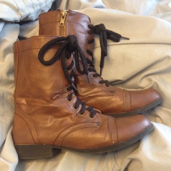Cute brown lace-up boots