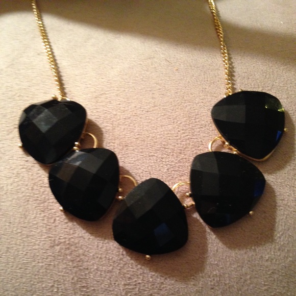 Necklace - Picture 3 of 4