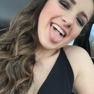 Meet your Posher, Karli