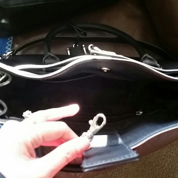 **SOLD ***MK Hamilton  Specchio Satchel #NoTrade - Picture 2 of 4