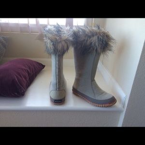 Sorel boots.