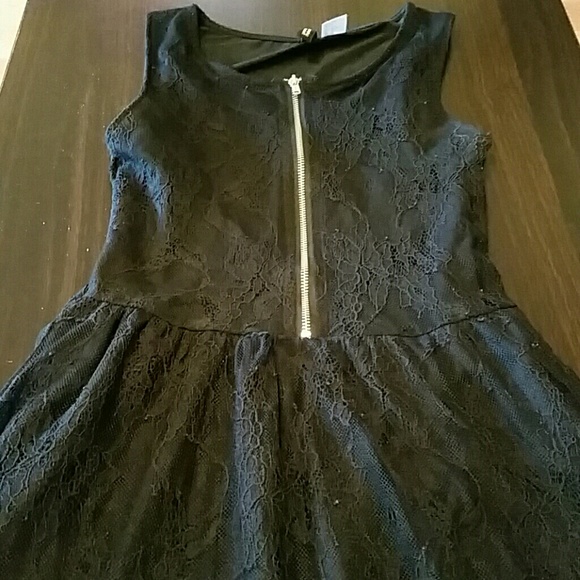 Dress - Picture 2 of 2