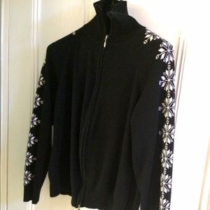 Eddie Bauer XXL - black & white snowflake sweater