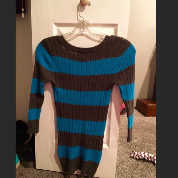 Sold 🍓 - Picture 2 of 3