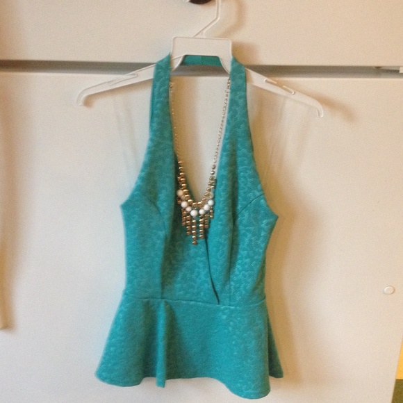 Tops - Picture 1 of 3