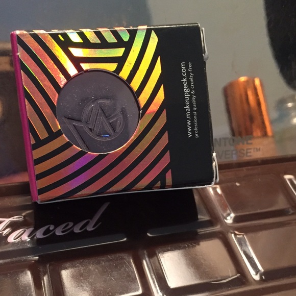 ♥️sold♥️Makeup geek pigment
