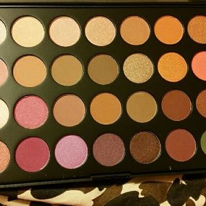 Jaclyn Hill Favorites Morphe Pallet