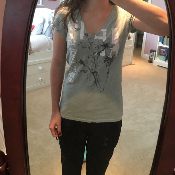 Blue/green t-shirt