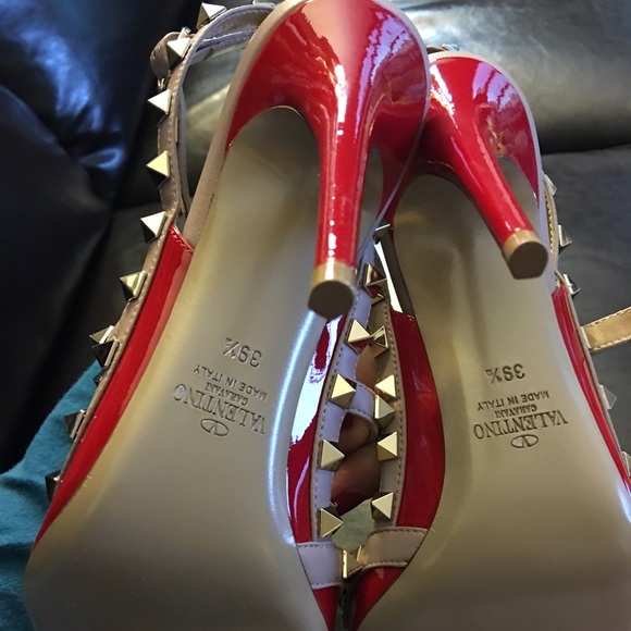Valentino Rockstud - Picture 2 of 2