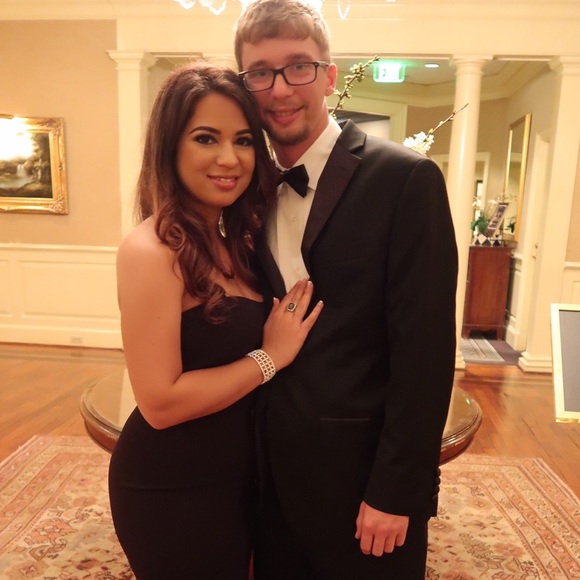 Meet your Posher, Priscilla - Picture 3 of 6