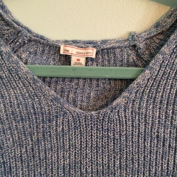 GAP baby blue sweater - Picture 2 of 3
