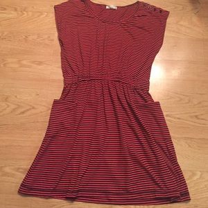 Short t-shirt dress