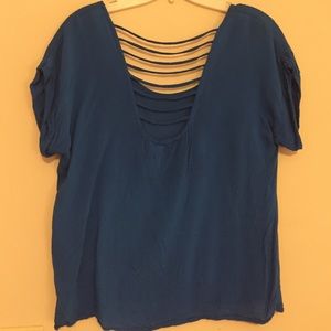 Bright blue shirt sleeve shirt