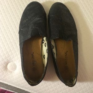 Black sparkly slip on shoes