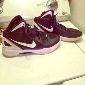 nike flywire basketball shoes