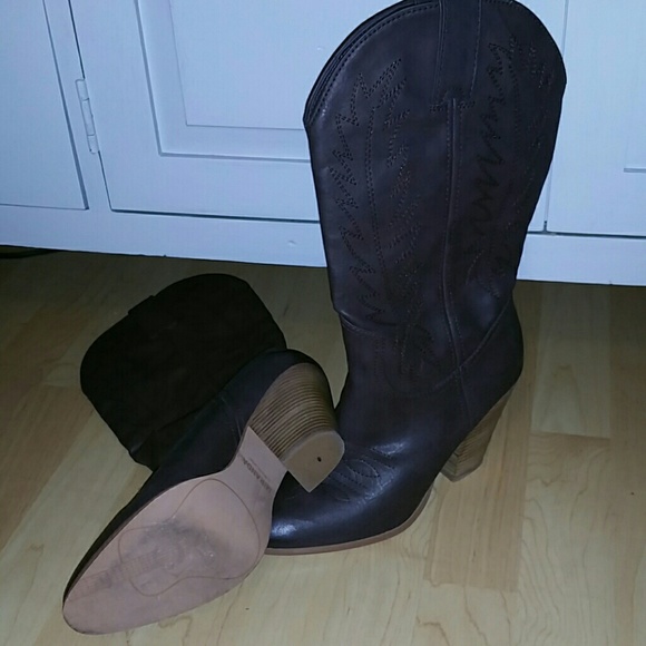 Miranda Lambert boots