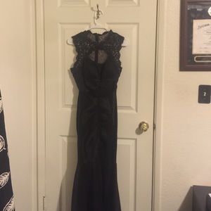 Size 4 evening gown.