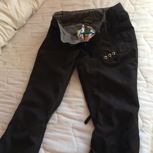 Burton women's black extra small snow pants.