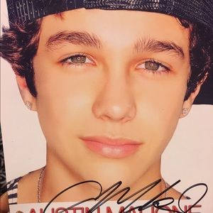 Authentic signed picture of Austin Mahone