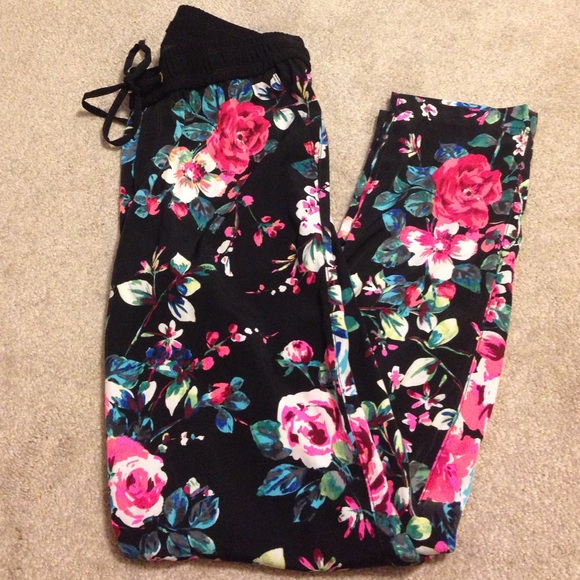 Floral jogger pants