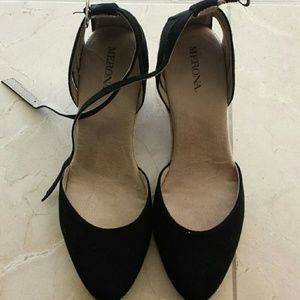 Adorable ankle strap Merona espadrilles size 6.5