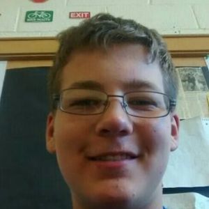 Meet your Posher, Levi