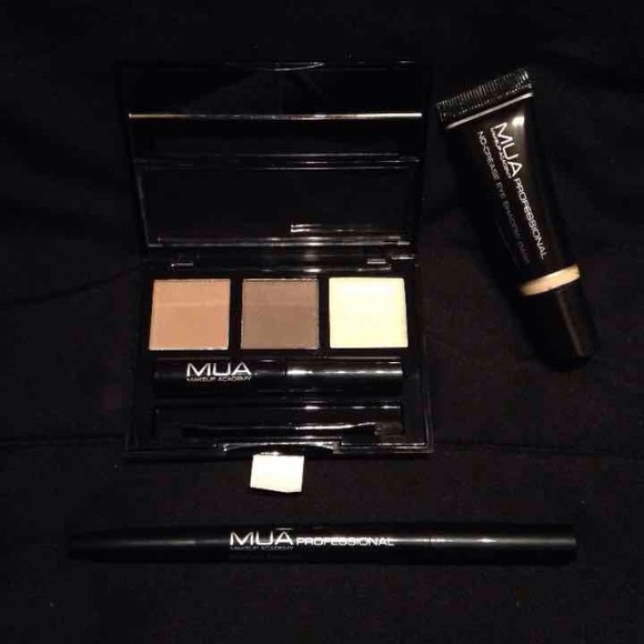 MUA Professional Eye Brow Kit
