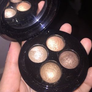 MAC mineralize shadow quad in rarified