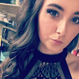 Meet your Posher, Makayla