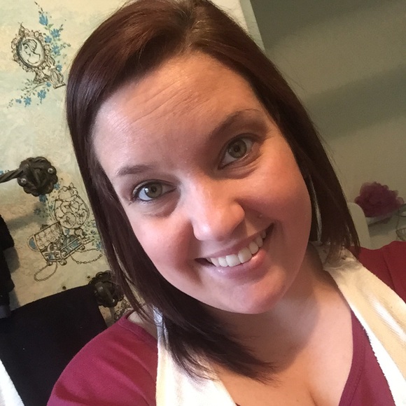 Meet your Posher, Cheyenne - Picture 1 of 1