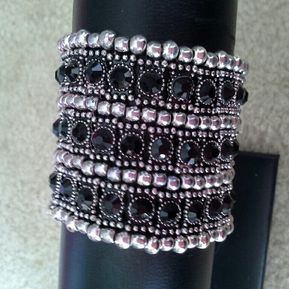 Beaded bracelet